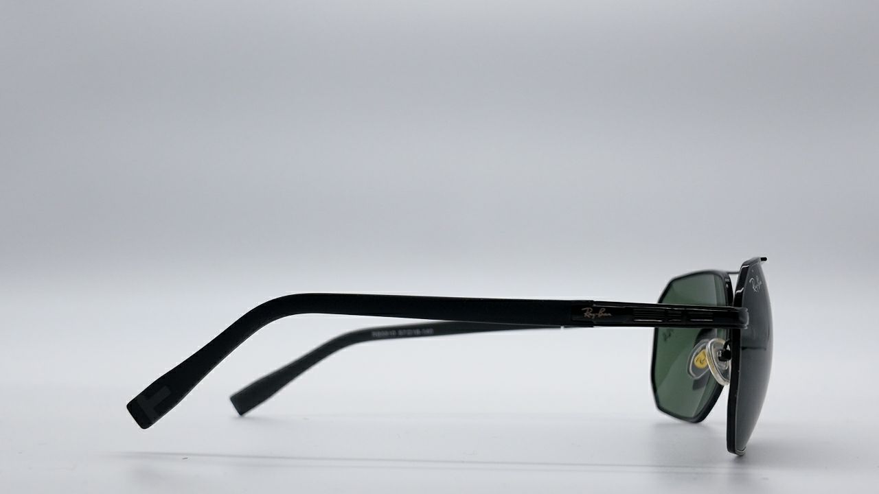 Ray-Ban