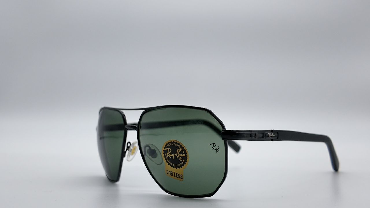 Ray-Ban