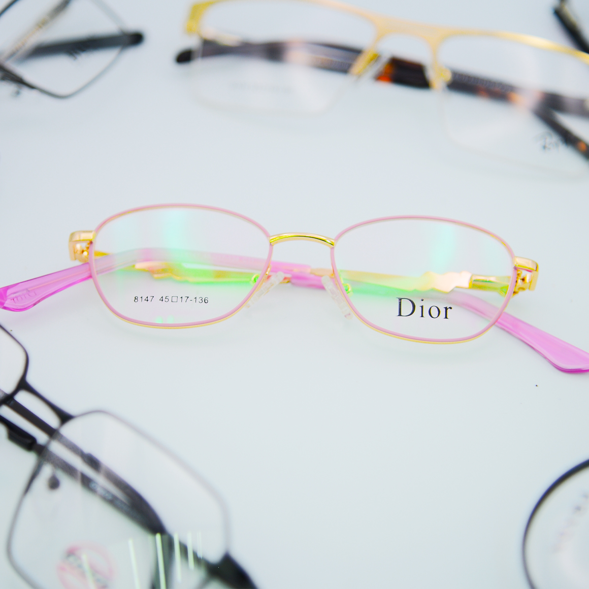 DIOR